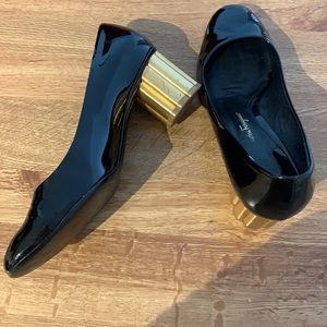 Salvador Ferragamo size37